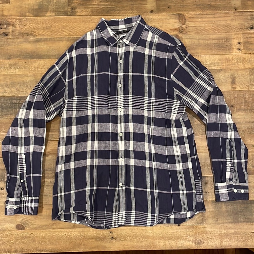 Banana Republic 100% Linen Men’s Button-down Shirt